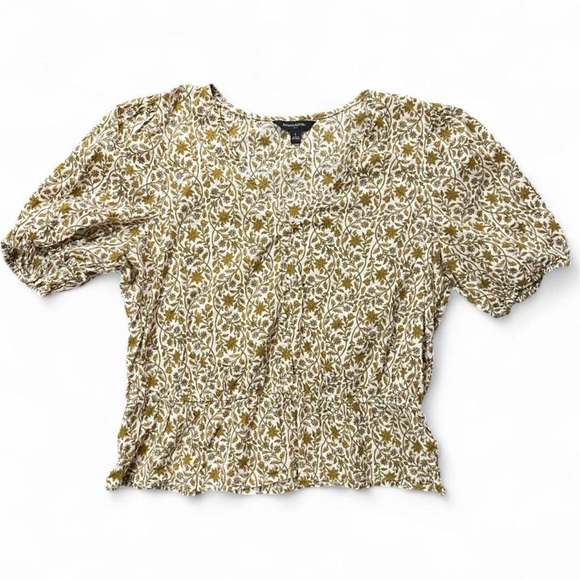 Banana Republic Tops - Elegant Olive Floral Banana Republic top